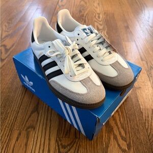 Adidas Samba Vegan Original. Men’s size 6. Women’s size 8.